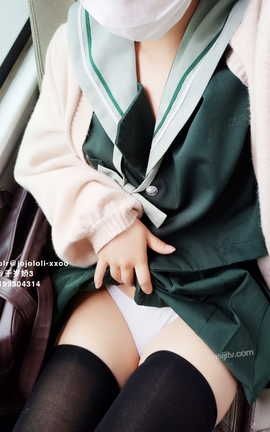 千岁娇-巴士偷拍_丽丝库