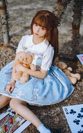 蠢沫沫 洱海 人偶