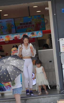 精选街拍作品 NO.1286 kaine模拍作品 白色瑜伽裤女孩 part5_丽丝库