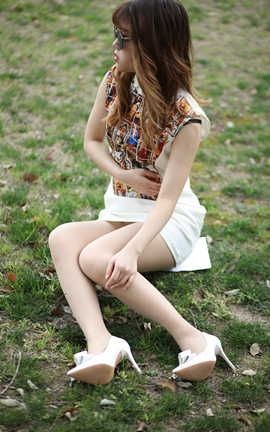 奈丝写真 NO.058 高高-坐好了，大白腿_丽丝库