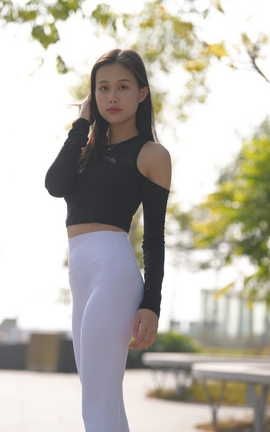 精选街拍作品 NO.0428 红石街拍作品 紧身白裤女孩 part2_丽丝库