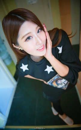 爱美足社区 2018 Vol.20 可爱自.rar信又俏皮的短丝小姐姐_丽丝库