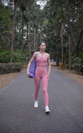 精选街拍作品 NO.0165 两位紧身瑜伽裤美女 part1_丽丝库