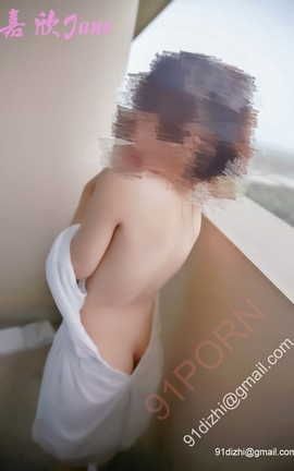 嘉欣Jane-全裸露出带你游览学校_丽丝库