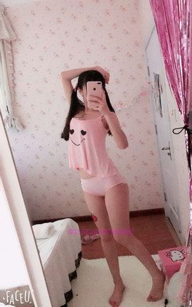 福利在线大图 H工口小学生赛高-2017.05.01五一快乐，爱心睡衣