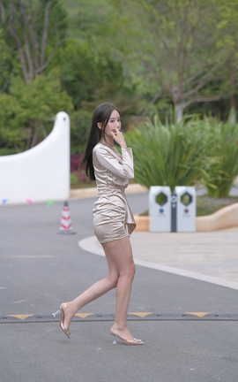 精选街拍作品 NO.0369 视觉冲击旅拍摄影作品 第四篇 性感纯色迷你包臀裙美女 part1_丽丝库