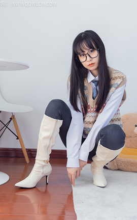 物恋传媒 NO.1323 兮兮-孤岛的鲸_丽丝库