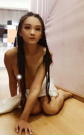 精C小狐狸-浴巾一脱，天下英雄尽抬头_丽丝库