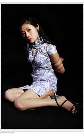 神艺缘-官方原版捆绑套图 Vol.175馨缘