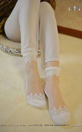 异思趣向IESS美足写真 丝足便当071 《公主蕾丝时装袜展示》小夕