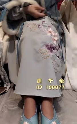 足控福利视频 熹千金V042[320X568 3分33秒]_丽丝库