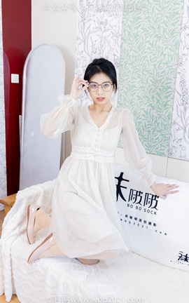 袜啵啵BoBoSocks NO.532 奶油-平底鞋、厚肉丝、瑜伽动作,皮筋绑脚老头乐挠脚剧情_丽丝库