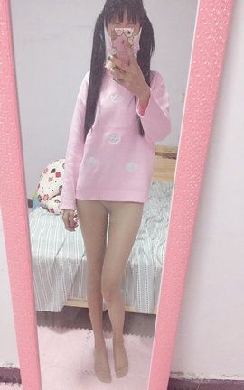 福利在线大图 水酱不是胖企鹅-粉色毛衣