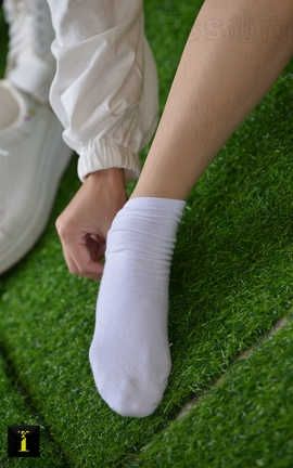 异思趣向IESS 普惠集 No.125 -茜 – 浓密的脚毛_丽丝库