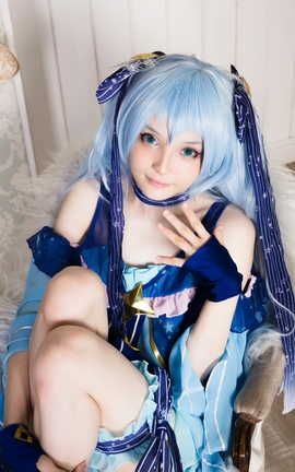 俄罗斯绝美coser RocksyLight Unknown (Vocaloid maybe)_丽丝库