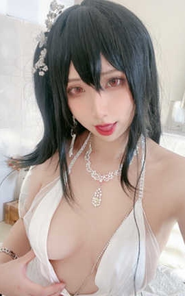 九曲Jean 大凤婚纱自拍_丽丝库