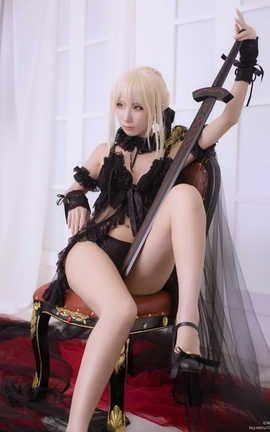 半半子-黑化Saber_丽丝库