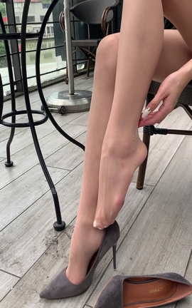 萌甜物语 XM172《户外秀丝-琪琪》[1080X1920 2分24秒]_丽丝库