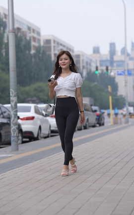 精选街拍作品 NO.1366 一始街拍作品 性感黑色瑜伽裤 part2_丽丝库