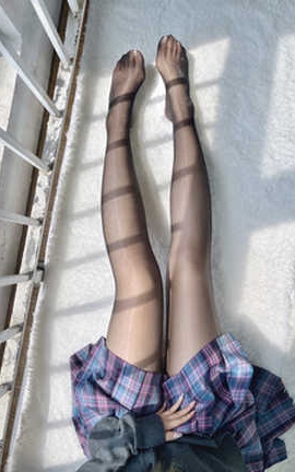 eloise软软 - JK黑丝_丽丝库