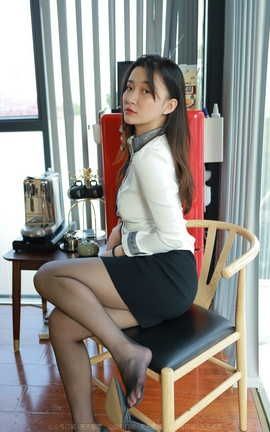 异思趣向IESS 2022.03.04 丝享家1019：秋秋《女秘书》_丽丝库