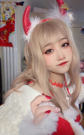 贝贝琪Becky – 2022上半年_丽丝库