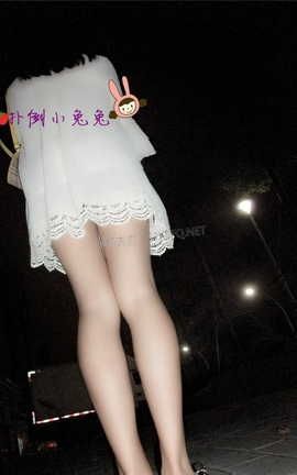 爱露出全站付费资源-转载区  KTV带妹子happy到路边疯狂玩露出_丽丝库