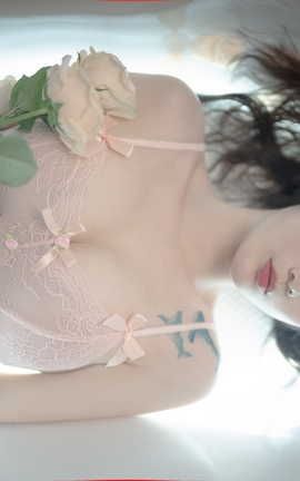 一米八的大梨子-思念如苦海_丽丝库