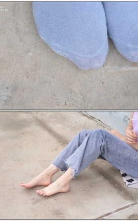 袜啵啵BoBoSocks NO.020 熊熊-NB运动鞋蓝色短棉袜（踩脏）裸足[1920X1080][]_丽丝库