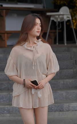 精选街拍作品 NO.1502 纯色花边系带长袖衬衫小姐姐 part3_丽丝库