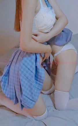 福利图 制服邪魔暖暖&千岁娇&软软趴在床单上 - 3P初体验！_丽丝库