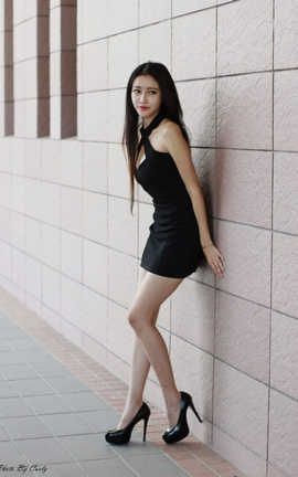 台湾网美 Wangmei Avril Zhan 艾葳 高雄美術館-3#0246_丽丝库