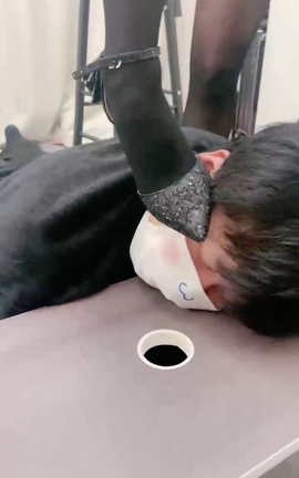 套路直播-猫熙S悠悠S-双S黑丝高跟踩狗奴[720X1280 28分秒]_丽丝库