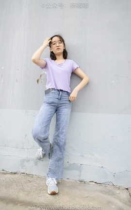 袜啵啵BoBoSocks NO.020 熊熊-NB运动鞋蓝色短棉袜（踩脏）裸足_丽丝库