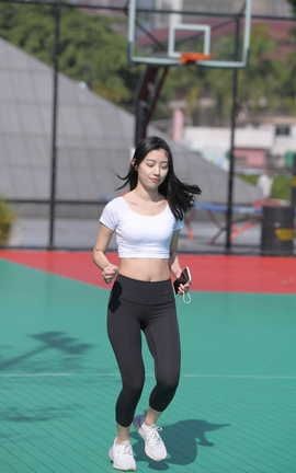 精选街拍作品 NO.0404 红石街拍作品 黑色瑜伽裤女孩 part5_丽丝库