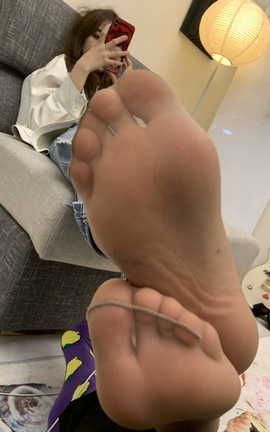 lustforlive 丝足控10-度假_丽丝库