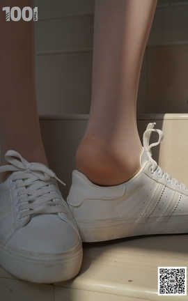 异思趣向IESS 一千零一夜 Vol.086  67模特：西瓜《拥抱阳光2》_丽丝库