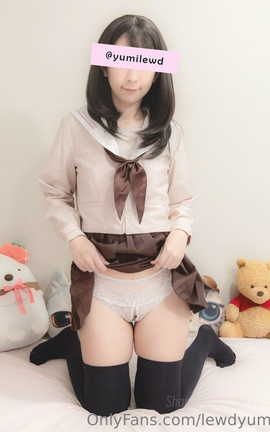 甄选系列 小母狗優咪(@lewdyumi)  基础款水手服_丽丝库