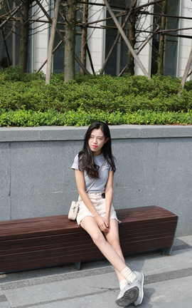 物恋传媒 No.050 听鹿 运动型女生的棉袜_丽丝库