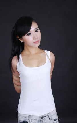 神艺缘-官方原版捆绑套图 Vol.099馨缘