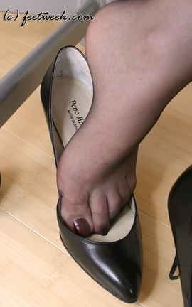 Feetweek 国外黑丝美足2005刊 0118