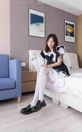 袜啵啵BoBoSocks NO.195 小甜豆-黑皮鞋、厚白丝、女仆装_丽丝库