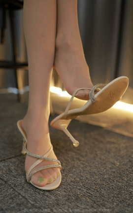 异思趣向IESS  2022.08.12 丝享家 1175：团团《甜辣女孩》_丽丝库