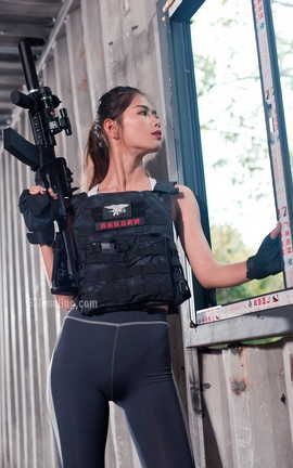 精选街拍作品 NO.0031 极品身材紧身裤高颜值美女图集 part4_丽丝库