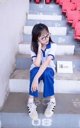 袜啵啵BoBoSocks NO.002 稚予-校服贝壳头白棉袜裸足_丽丝库