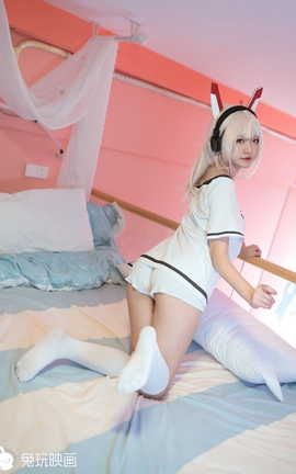 lovely呆玄 穿T恤的凌波_丽丝库