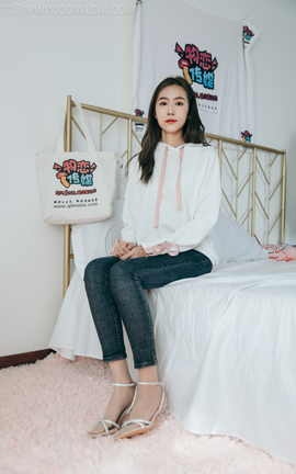 物恋传媒 NO.1037 小鹿-低眉的思念_丽丝库