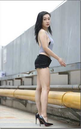 爱露出全站付费资源-转载区  最爱露臀热裤十七_丽丝库