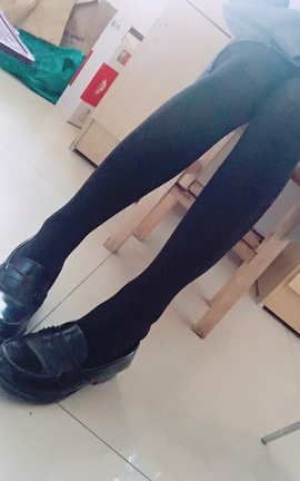 蜜蜂酱(绵羊喵喵喵)-宿舍黑丝_丽丝库