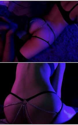 蛇蛇 助眠-铁链内裤 舔耳弹舌精油[1920X1080][16分4秒]_丽丝库